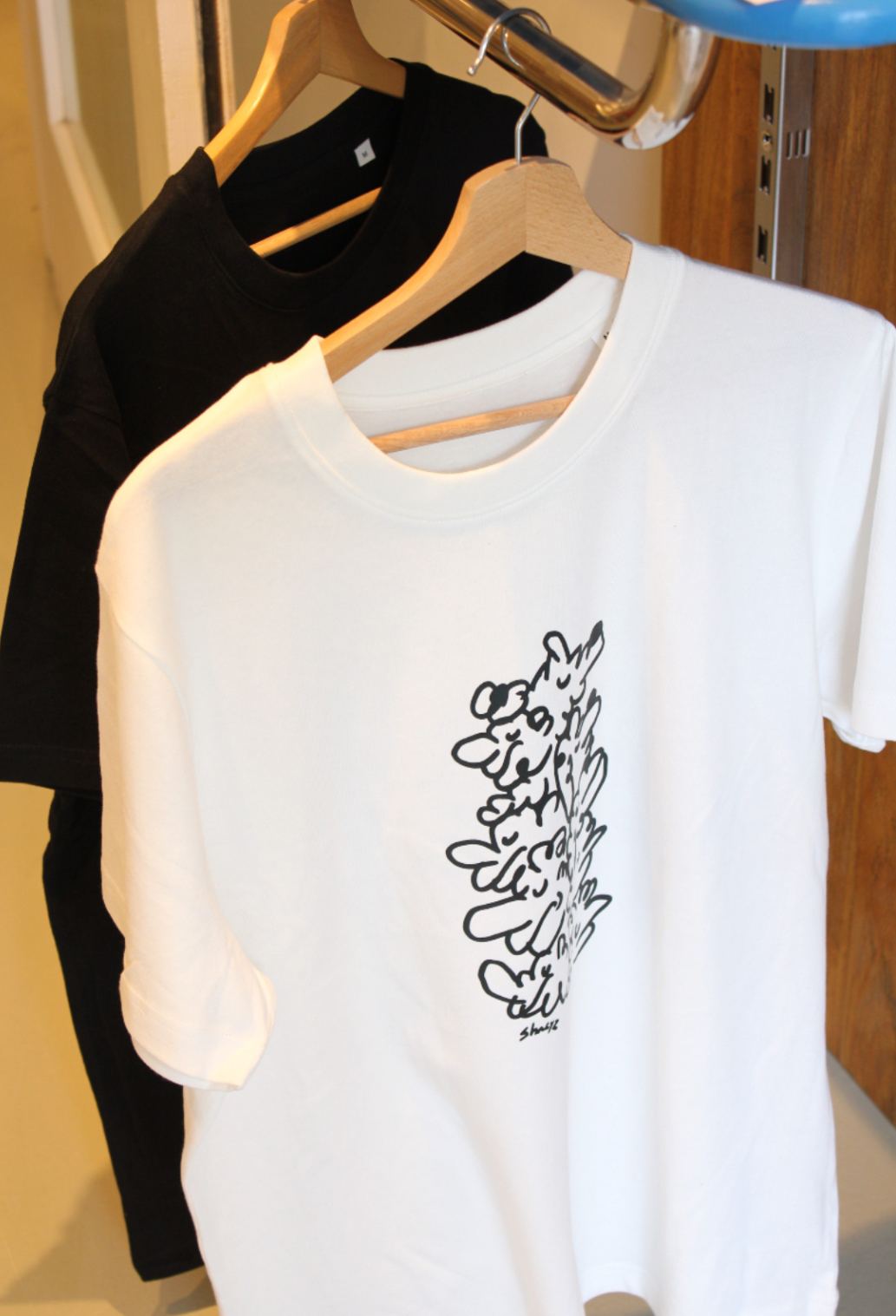 T-shirt with Shacyz illustration